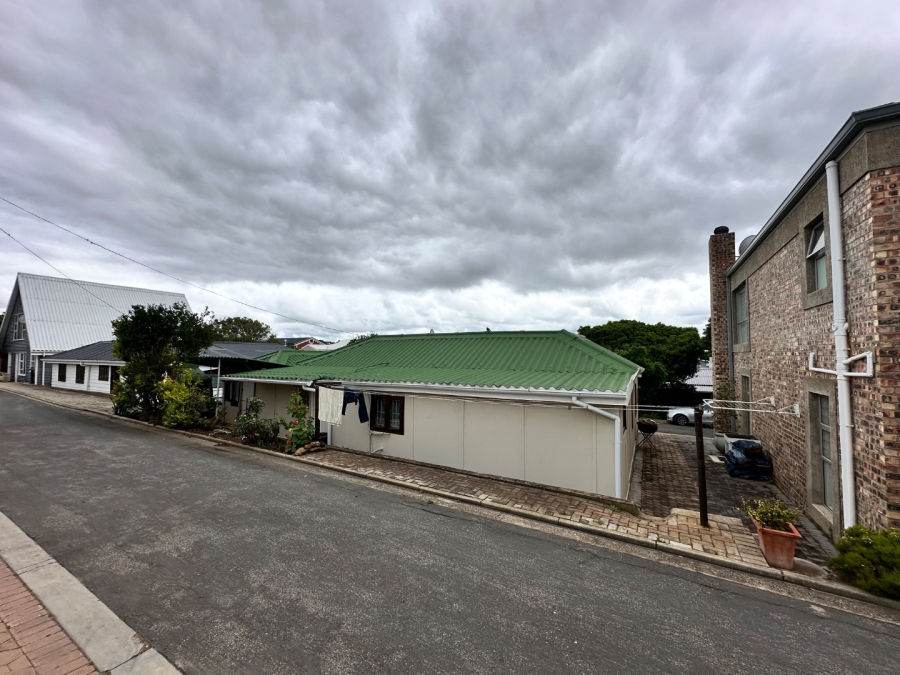 4 Bedroom Property for Sale in Hartenbos Central Western Cape